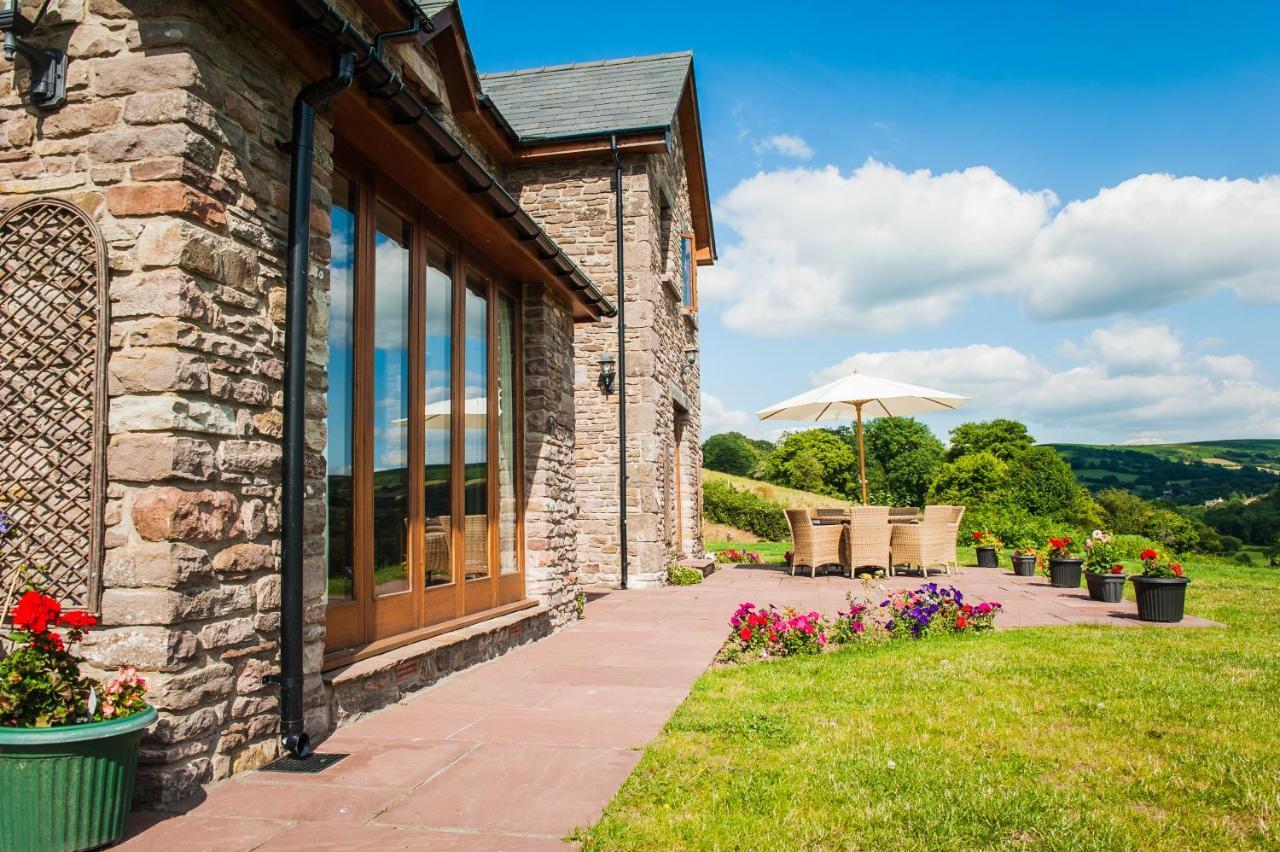 The Celyn Bed and Breakfast Pont Newydd Buitenkant foto