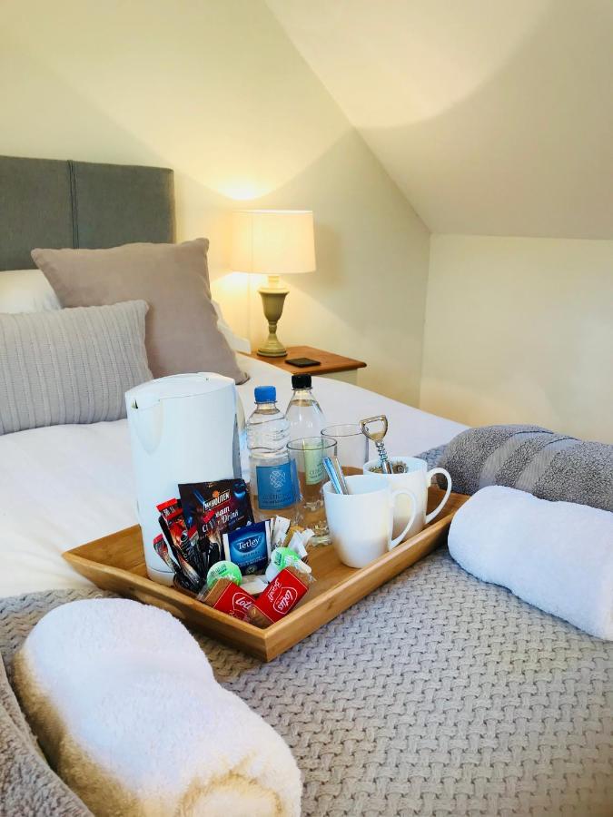 The Celyn Bed and Breakfast Pont Newydd Buitenkant foto